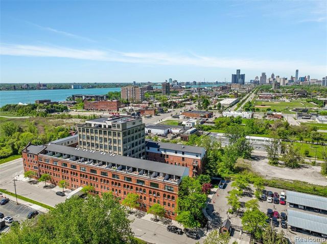 6533 E. Jefferson Avenue 413W, Detroit, MI 48207