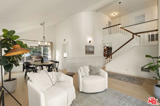 2233 Country Park Court, Thousand Oaks, CA 91362