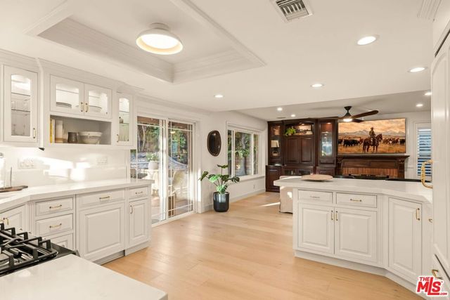 2233 Country Park Court, Thousand Oaks, CA 91362