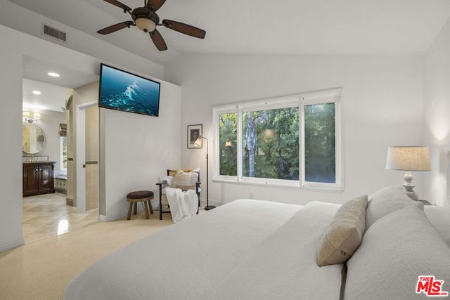 2233 Country Park Court, Thousand Oaks, CA 91362