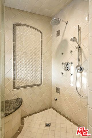 2233 Country Park Court, Thousand Oaks, CA 91362