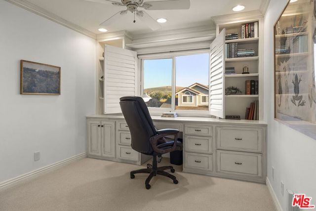 2233 Country Park Court, Thousand Oaks, CA 91362