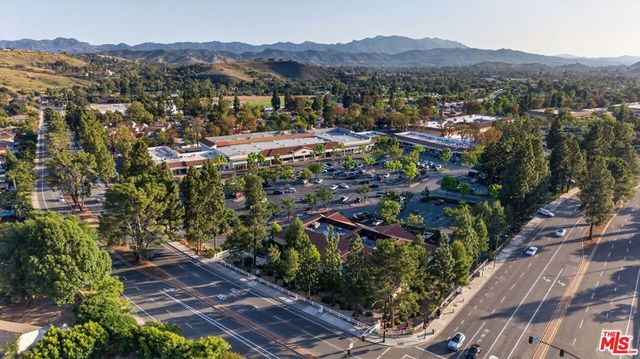 2233 Country Park Court, Thousand Oaks, CA 91362