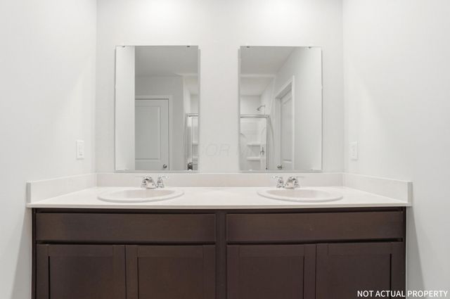 5899 Scarlet Birch Drive, Canal Winchester, OH 43110