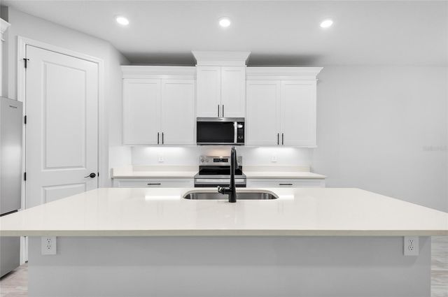 371 MILLER ROAD, Sanford, FL 32773