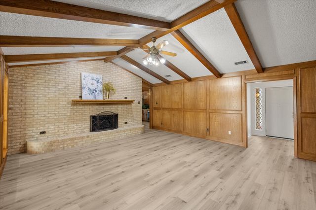 3211 Vernon Drive, Arlington, TX 76015