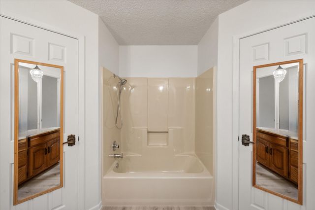 3211 Vernon Drive, Arlington, TX 76015