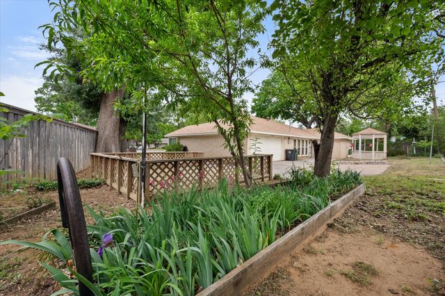 3211 Vernon Drive, Arlington, TX 76015