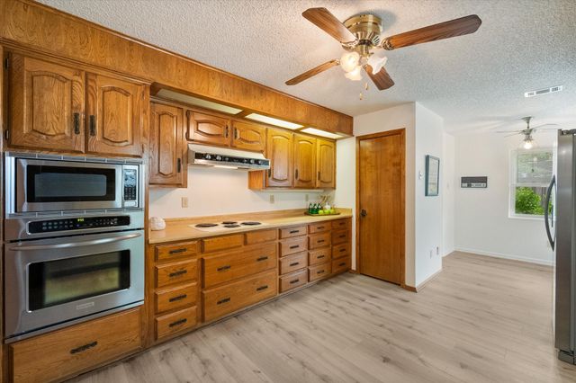 3211 Vernon Drive, Arlington, TX 76015