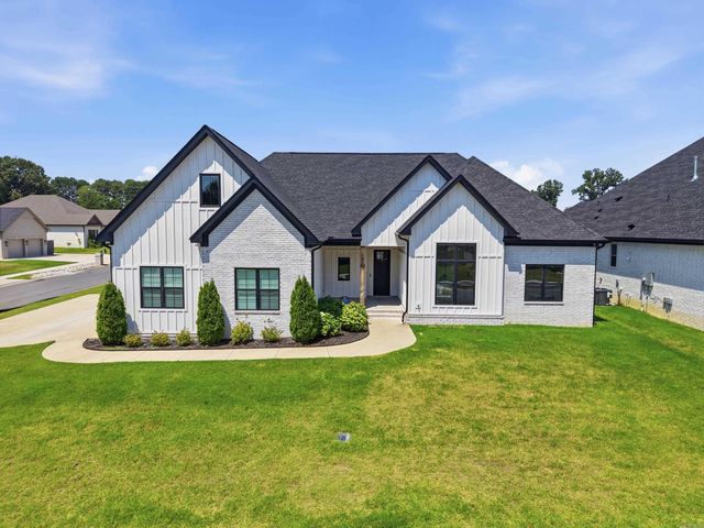 1475 Ronnie Weaver Drive, Conway, AR 72034
