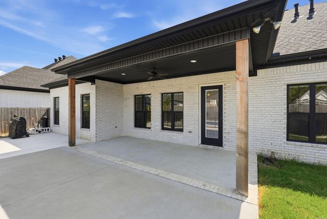 1475 Ronnie Weaver Drive, Conway, AR 72034