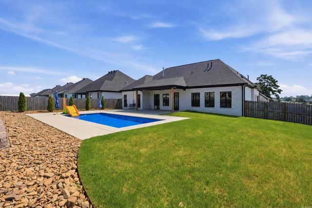 1475 Ronnie Weaver Drive, Conway, AR 72034