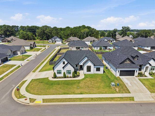 1475 Ronnie Weaver Drive, Conway, AR 72034