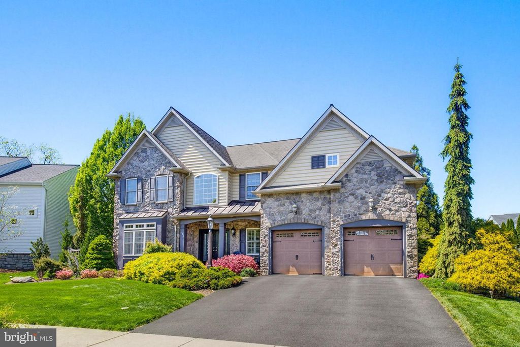678 JAKE LANDIS RD, Lititz, PA 17543