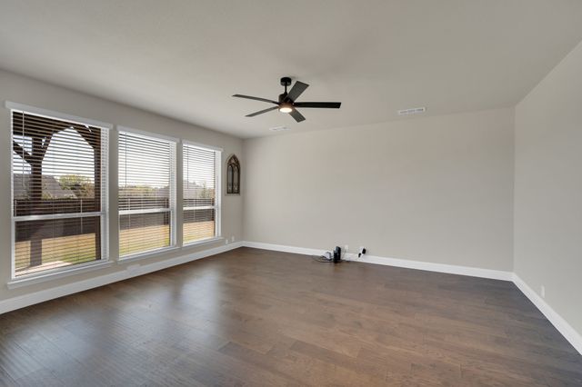 1150 Timber Ridge Drive, Midlothian, TX 76065