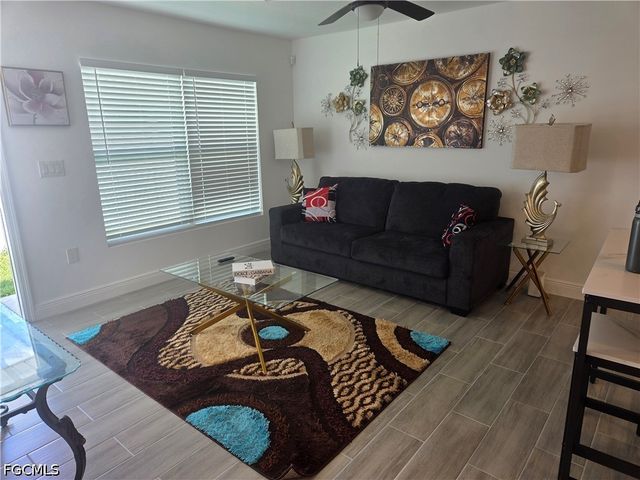 2156 Edison AVE, Fort Myers, FL 33901