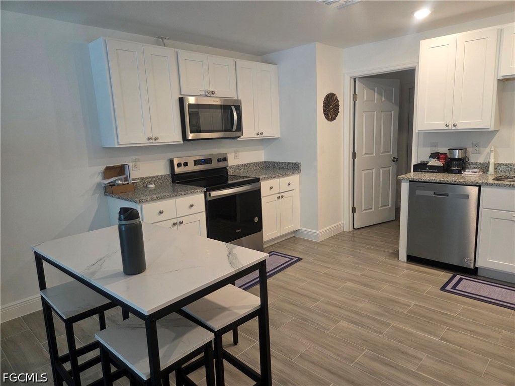 2156 Edison AVE, Fort Myers, FL 33901