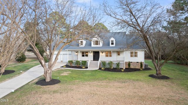 4521 Goosehaven Lane, Holly Springs, NC 27540