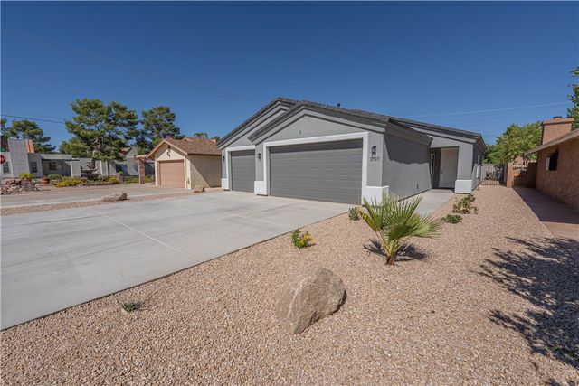 1707 Golden Gate Ave, Kingman, AZ 86401