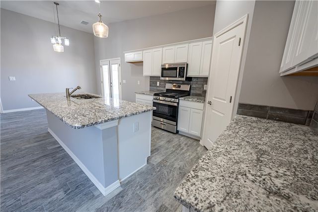 1707 Golden Gate Ave, Kingman, AZ 86401