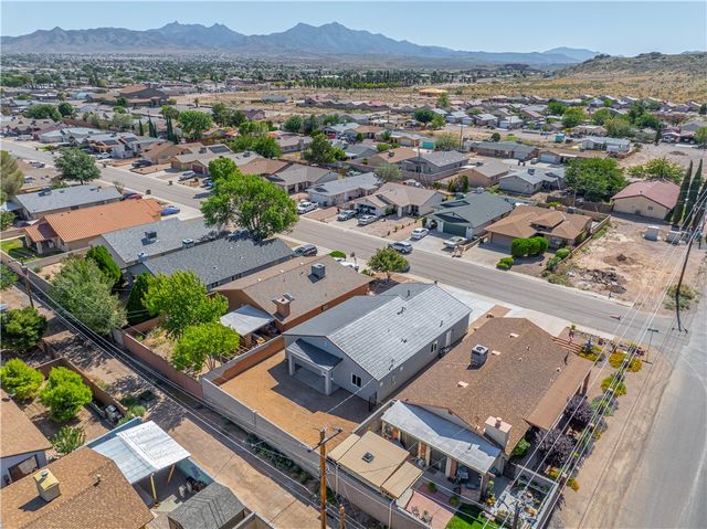 1707 Golden Gate Ave, Kingman, AZ 86401