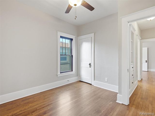 91 Oneida Street, Pontiac, MI 48341