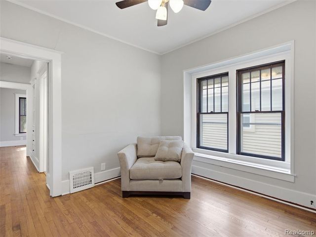 91 Oneida Street, Pontiac, MI 48341