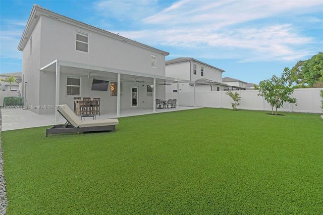 14864 SW 163rd Ter, Miami, FL 33187