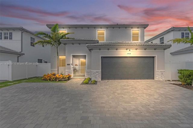 14864 SW 163rd Ter, Miami, FL 33187