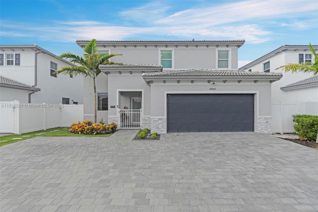 14864 SW 163rd Ter, Miami, FL 33187