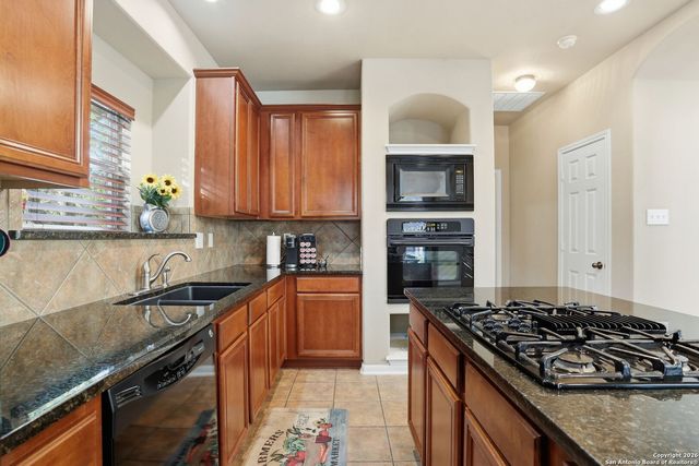 242 Sable Falls, San Antonio, TX 78258