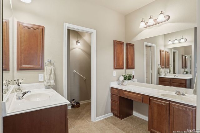 242 Sable Falls, San Antonio, TX 78258