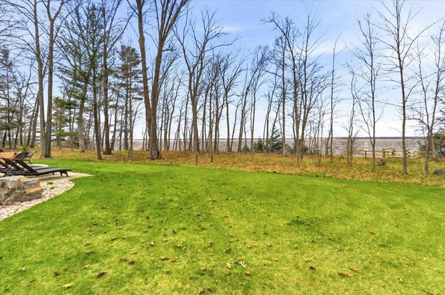 1870 Badger COURT, Arkdale, WI 54613