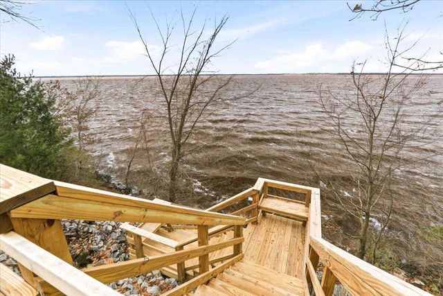 1870 Badger COURT, Arkdale, WI 54613