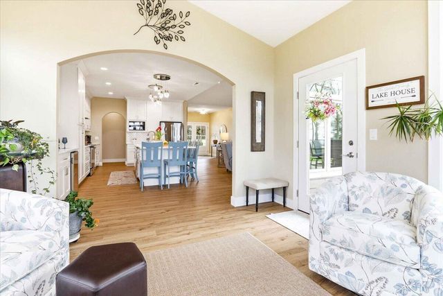 1870 Badger COURT, Arkdale, WI 54613