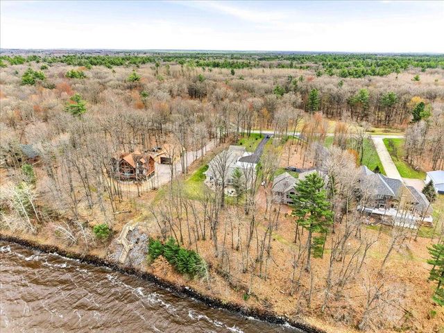 1870 Badger COURT, Arkdale, WI 54613