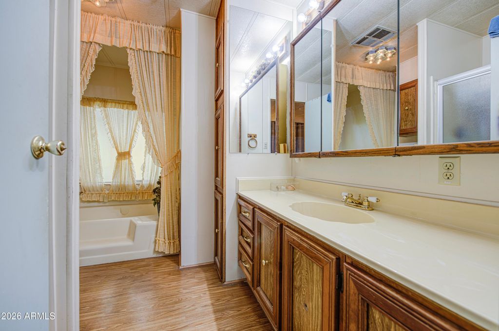 Image 23 of property listing at 7245 E BALMORAL Avenue, Mesa, AZ 85208