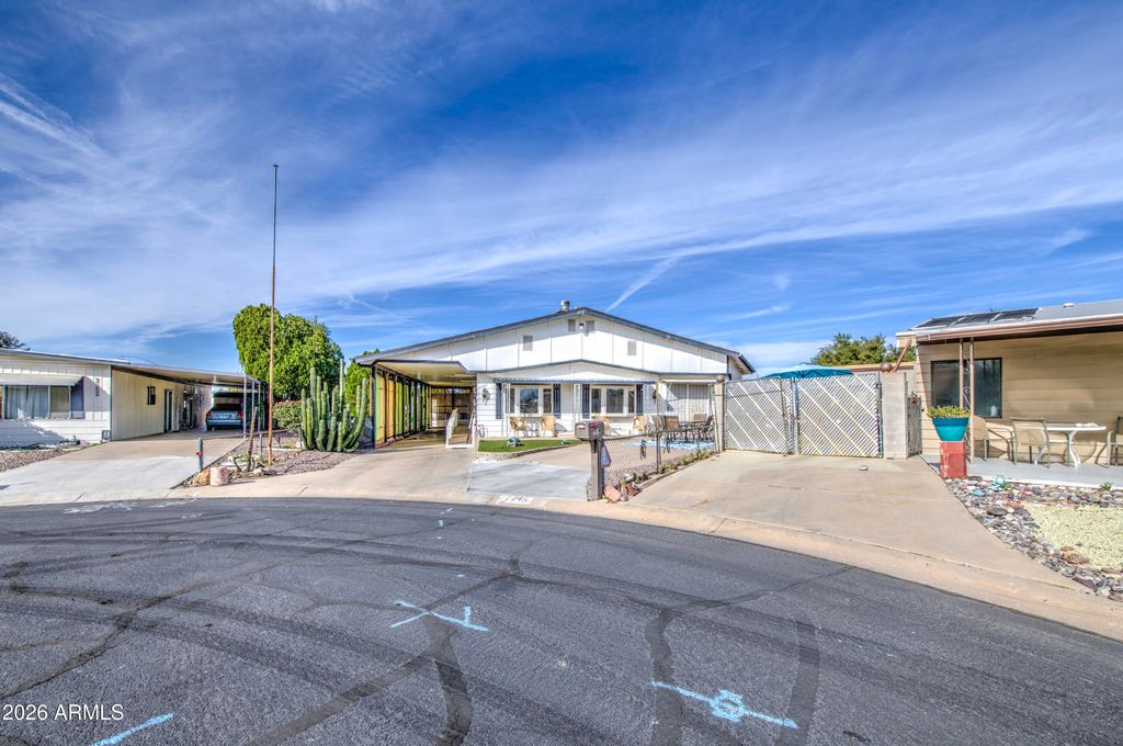 Image 3 of property listing at 7245 E BALMORAL Avenue, Mesa, AZ 85208