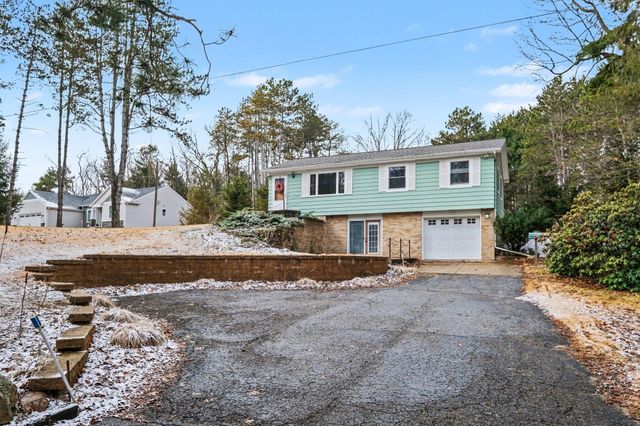 7249 Chandler Drive Ne, Plainfield Twp, MI 49306