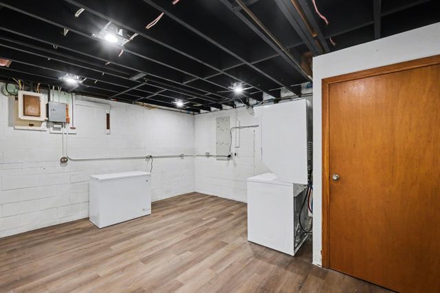 7249 Chandler Drive Ne, Plainfield Twp, MI 49306