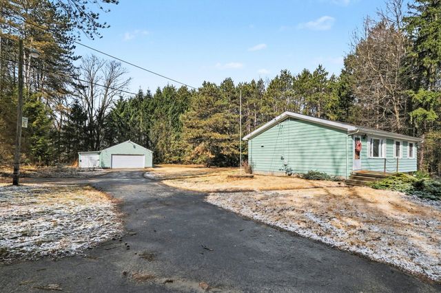 7249 Chandler Drive Ne, Plainfield Twp, MI 49306