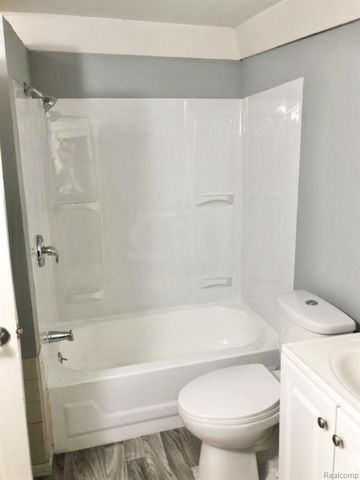 4127 Coggins Avenue, Flint, MI 48506