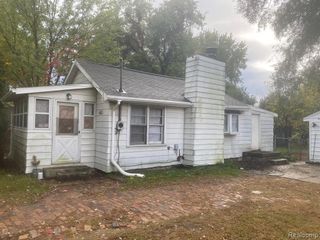 4127 Coggins Avenue, Flint, MI 48506