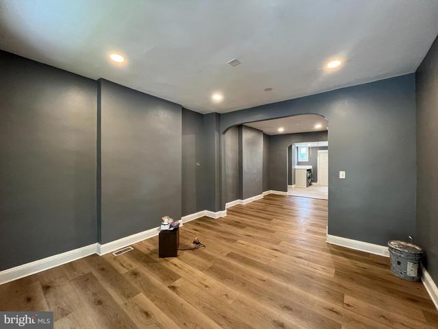 1642 N ASHBURTON ST, Baltimore, MD 21216