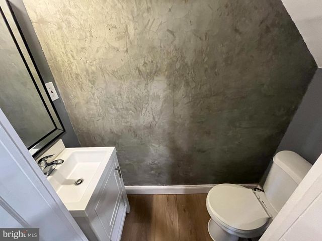 1642 N ASHBURTON ST, Baltimore, MD 21216