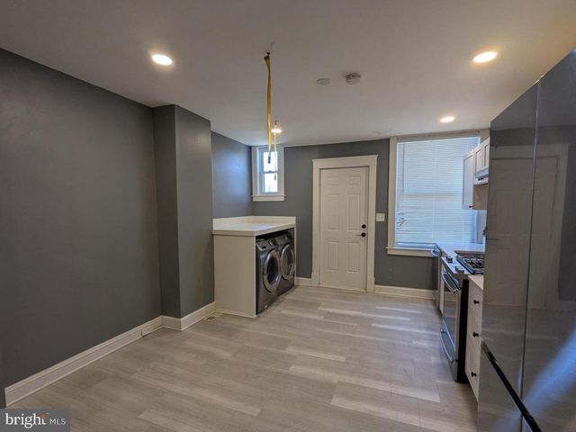 1642 N ASHBURTON ST, Baltimore, MD 21216