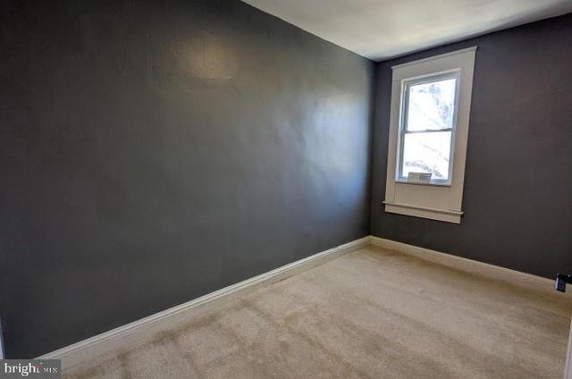 1642 N ASHBURTON ST, Baltimore, MD 21216