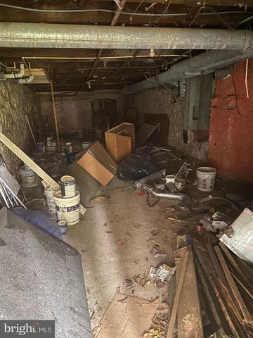 1642 N ASHBURTON ST, Baltimore, MD 21216