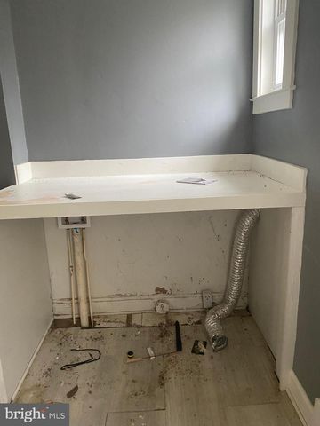 1642 N ASHBURTON ST, Baltimore, MD 21216