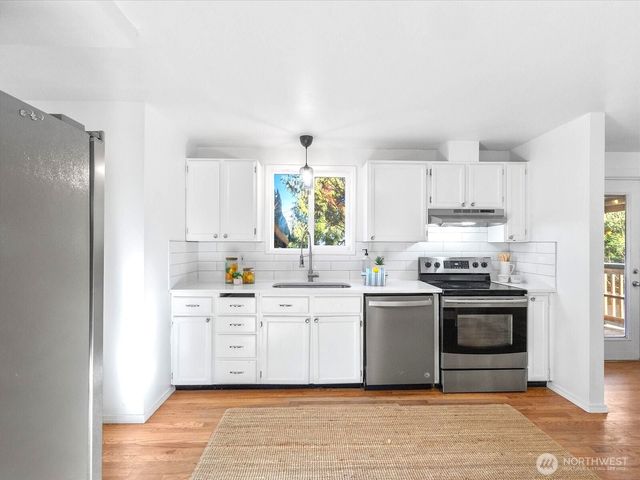 26824 NE Beadonhall Street, Duvall, WA 98019